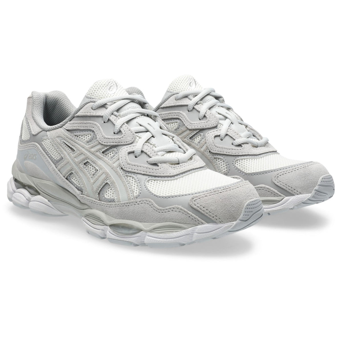 ASICS GEL-NYC Crème-Gris nuage / Cream-Cloud Grey — vue avant extérieure (1203A663-101)